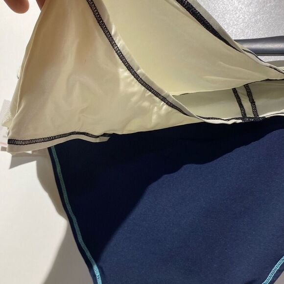 Set of 2 Sexy Basics Blue Cream Ultra Soft Silky Bikini Panties Medium NWT - Picture 5 of 10